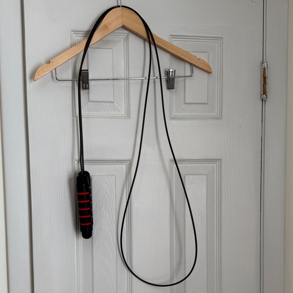 Black and Red Jump Rope Easily adjustable.